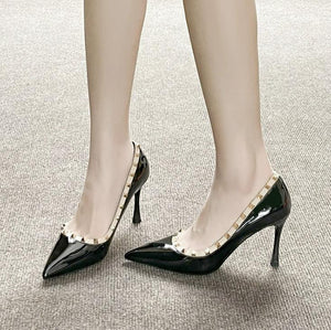 Women's Petite Stud Patent Heel Pumps FS226