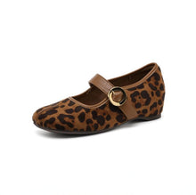 Women's Petite Vintage Inspired Inner Heel Casual Shoes AW2667