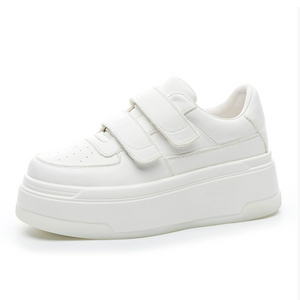 Women's Size 2 Thicksole Leather Sneakers FS116
