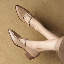 Women's Size 3 Closed T Strap Leather Shoes MS117