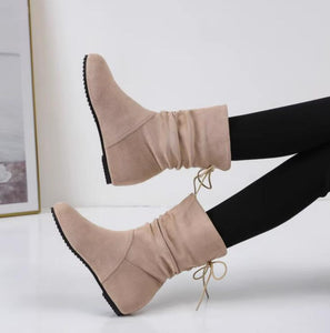 Women's Size 3 Inner Wedge Heel Short Boots TS132