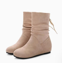 Women's Size 3 Inner Wedge Heel Short Boots TS132