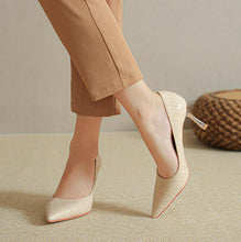 Women's Small Feet Pointy Toe Metal Heels FS346