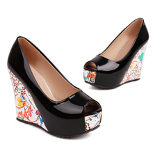 Women's Small Peep Patent Wedge Shoes FS287