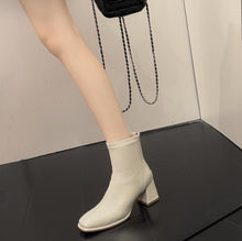 Women's Small Size Chunky Heel Ankle Boots AW2686