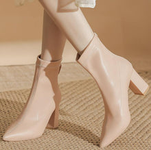 Women's Small Size Chunky Heel Back Zipper Boots FS374