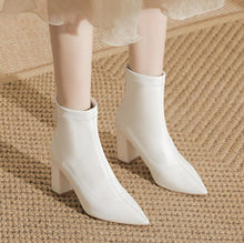 Women's Small Size Chunky Heel Back Zipper Boots FS374