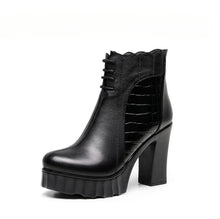 Women's Small Size Chunky Platform Short Boots AW2621