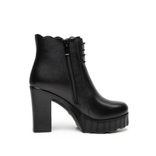 Women's Small Size Chunky Platform Short Boots AW2621