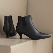 Women's Small Size Kitten Heel Pointy Ankle Boots AP11