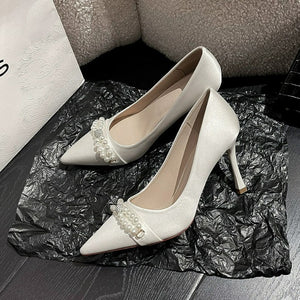 Women's Small Size White Satin Heel Pumps FS59