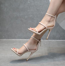 Womens Small Dressy Shoes DS24