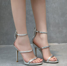 Womens Small Dressy Shoes DS24