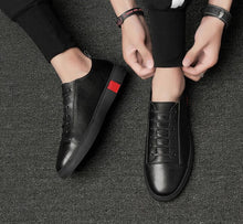 Men's Small Feet Leather Sneakers MS29