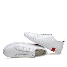 Men's Small Feet Leather Sneakers MS29