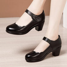 Petite Chunky Mid Heel Pump Shoes GS95