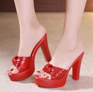 Petite Feet Slip On Sandals Donna
