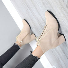 Petite Lace Up Block Heel Boots DS387