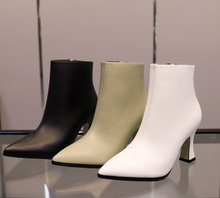 Petite Pointed Ankle Boots For Women DS72
