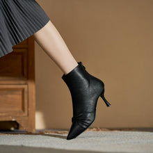 Petite Pointy Back Zipper Short Boots GS212