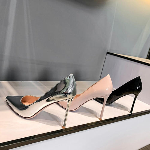 Petite Pointy Patent Heel Pumps GS281