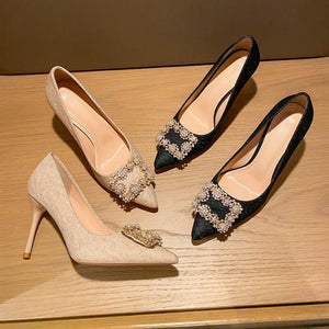 Pointy Shoes With Rhinestone Buckle GS300