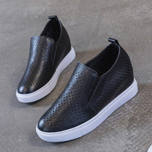 Small Feet Inner Heel Fashion Sneakers SS385