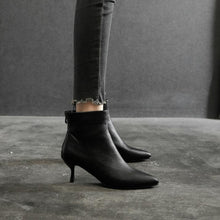 Small Feet Pointy Short Boots GS211