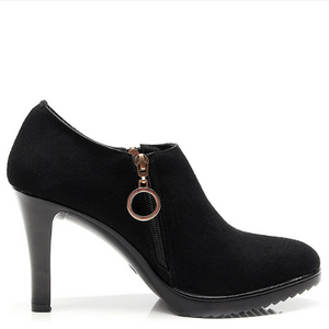 Small Feet Pointy Toe Heeled Booties DS158