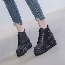 Small Feet Thick Sole Leather Sneakers DS106