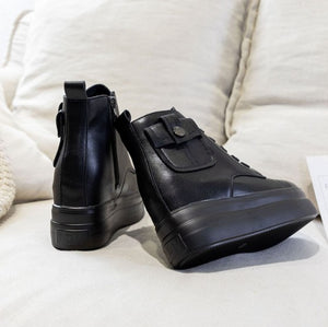 Small Feet Thick Sole Leather Sneakers DS106