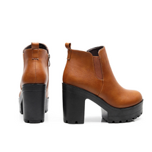 Small Feet Women's Chunky Heel Boots DS80