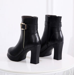 Small Size Block Heel Side Zipper Boots AP190
