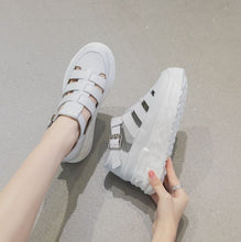 Small Size Breathable White Sneakers SS332