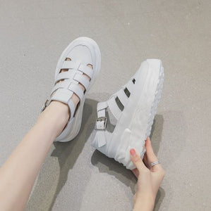 Small Size Breathable White Sneakers SS332