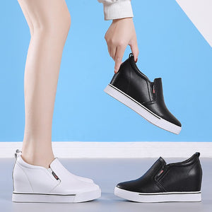 Small Size Fashion Leather Sneakers DS62
