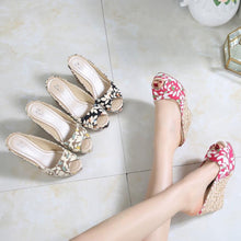 Small Size Floral Printed Canvas Wedge Sandals ES71