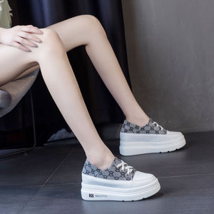 Small Size Ladies Fashion Sneakers BS281