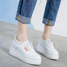 Small Size Leather Fashion Sneakers SS187