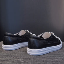 Small Size Leather Fashion Sneakers DS18