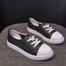 Small Size Leather Fashion Sneakers DS18