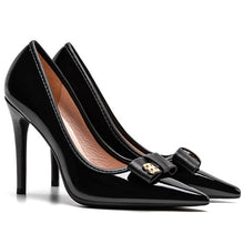 Small Size Patent Leather Heels For Ladies DS139