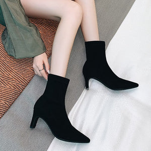 Small Size Pointy Slip On Boots BS395