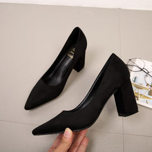 Small Size Pointy Toe Chunky Suede Heels ES24