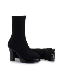 Small Size Stretch Boots For Women DS38