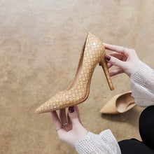 Small Size Snake Printed High Heel Pumps GS380