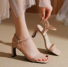 Small Square Toe One Strap Heeled Sandals GS383