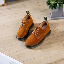Small Feet Lace Up Casual Leather Shoes AP61