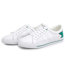 Small Size Breathable Leather Sneakers SS389