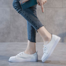 Small Size Lace Up Leather Sneakers AP181